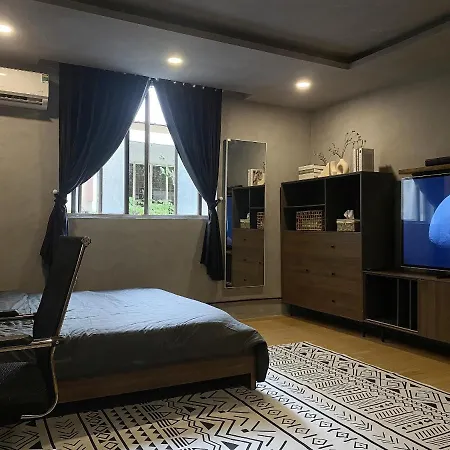 Charming Cozy Room - 85B Homestay - District 1